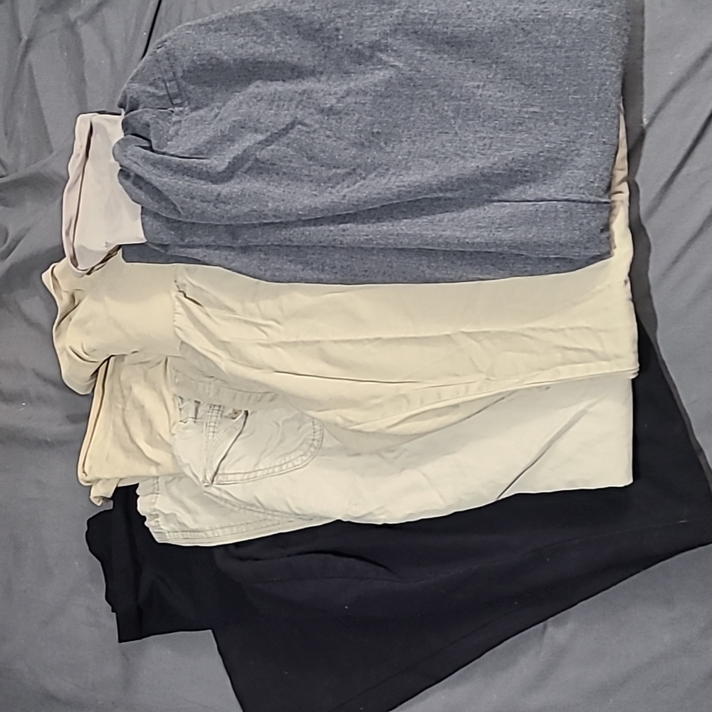 4 L Maternity dress pants